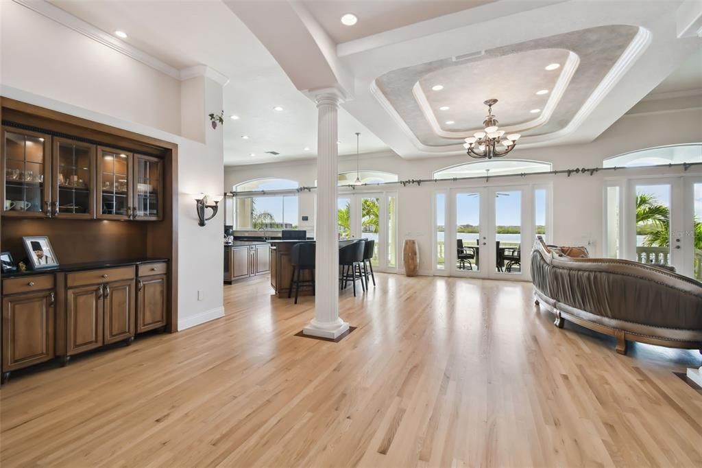 En Venta: $3,499,000 (4 camas, 5 baños, 6676 Pies cuadrados)