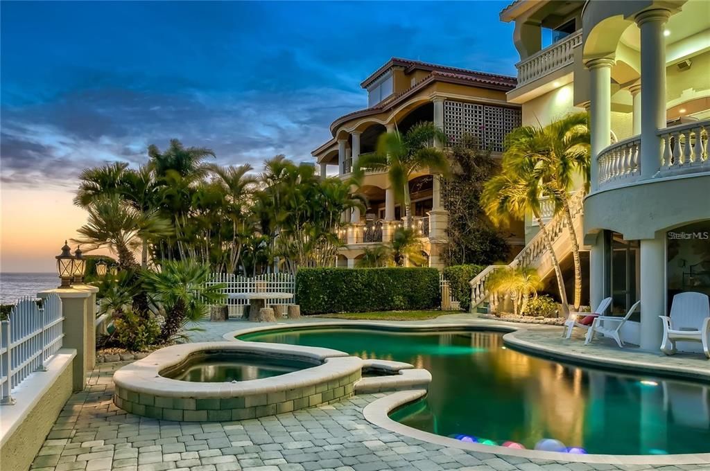 En Venta: $3,499,000 (4 camas, 5 baños, 6676 Pies cuadrados)