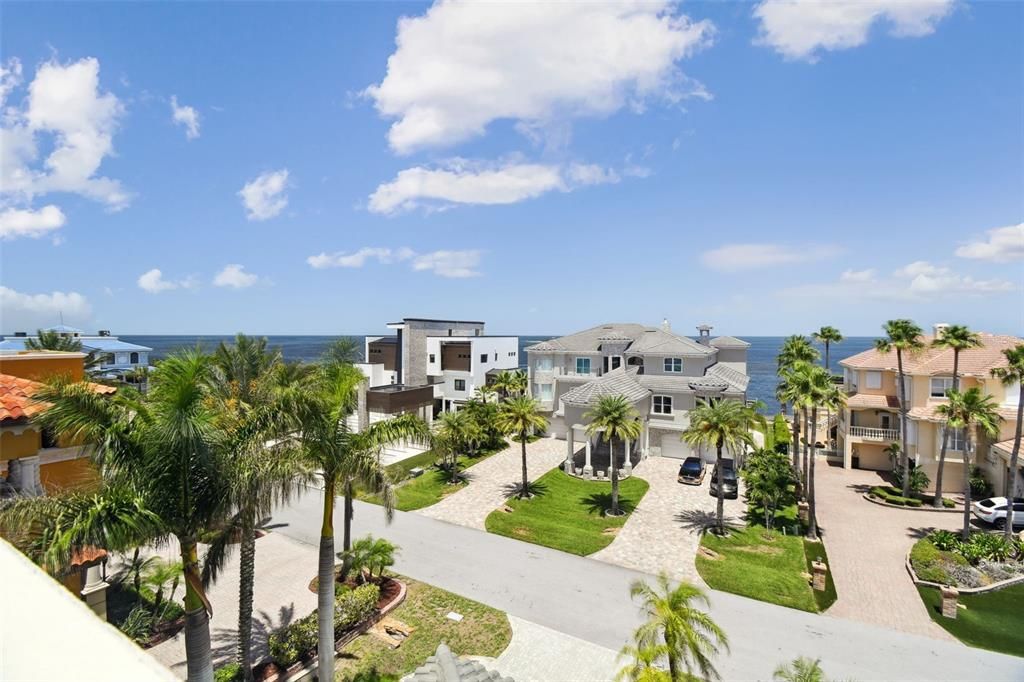 En Venta: $3,499,000 (4 camas, 5 baños, 6676 Pies cuadrados)