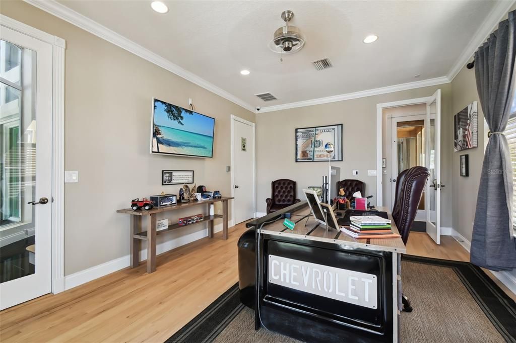 En Venta: $3,499,000 (4 camas, 5 baños, 6676 Pies cuadrados)