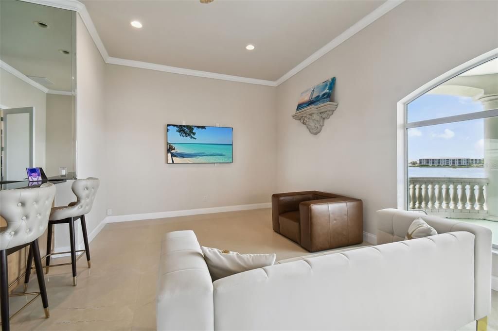 En Venta: $3,499,000 (4 camas, 5 baños, 6676 Pies cuadrados)