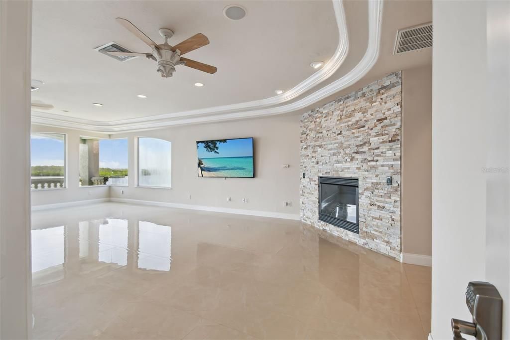 En Venta: $3,499,000 (4 camas, 5 baños, 6676 Pies cuadrados)