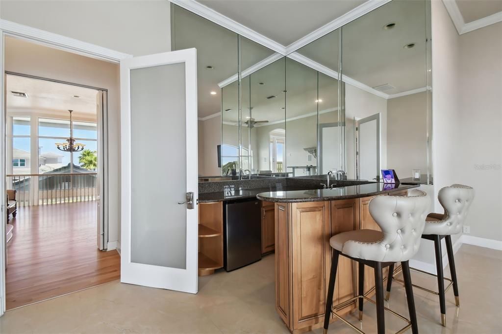 En Venta: $3,499,000 (4 camas, 5 baños, 6676 Pies cuadrados)