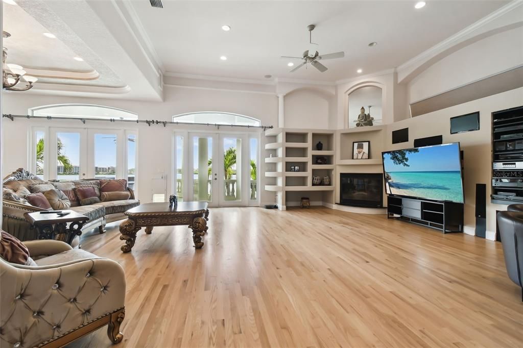 En Venta: $3,499,000 (4 camas, 5 baños, 6676 Pies cuadrados)