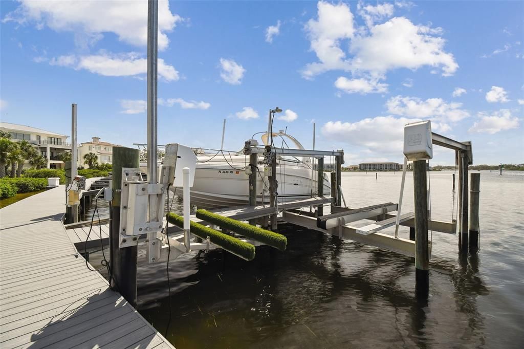 En Venta: $3,499,000 (4 camas, 5 baños, 6676 Pies cuadrados)