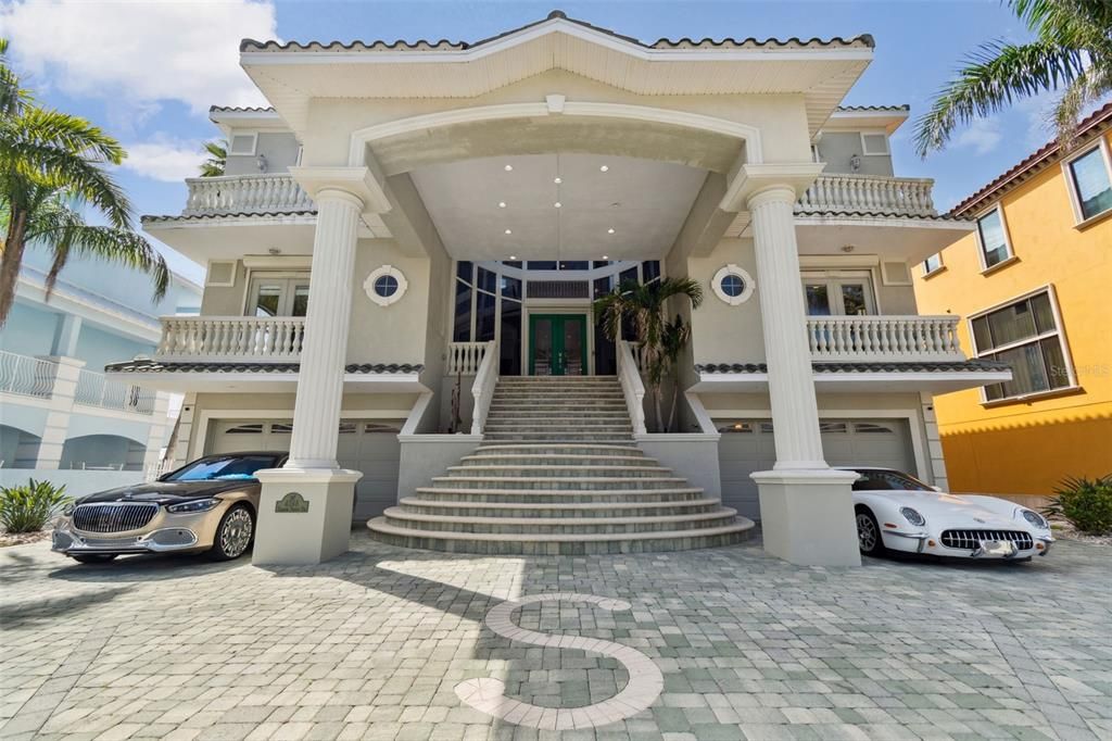 En Venta: $3,499,000 (4 camas, 5 baños, 6676 Pies cuadrados)