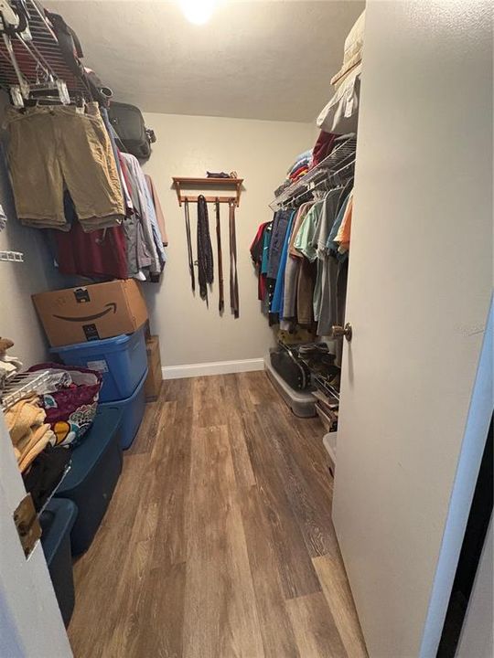 На продажу: $199,000 (2 спален, 2 ванн, 1225 Квадратных фут)