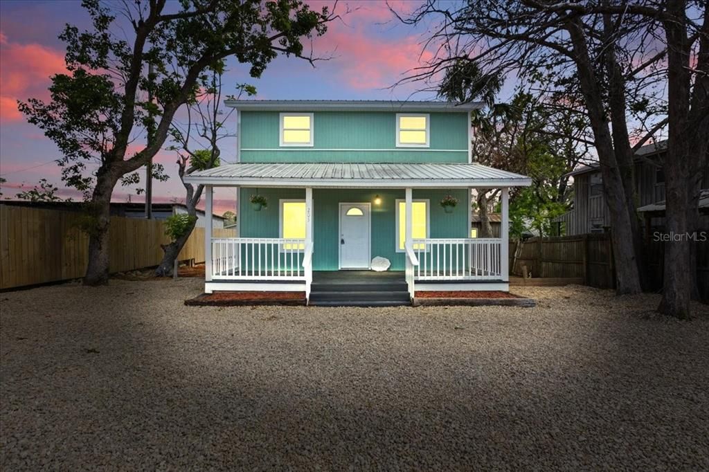 En Venta: $440,000 (2 camas, 2 baños, 768 Pies cuadrados)