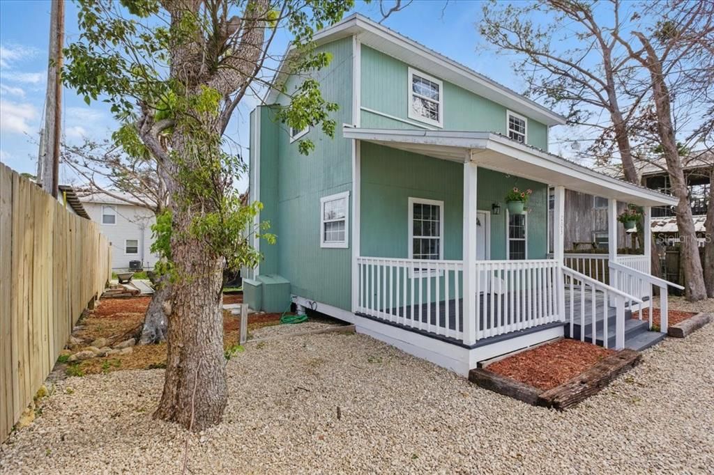 En Venta: $440,000 (2 camas, 2 baños, 768 Pies cuadrados)