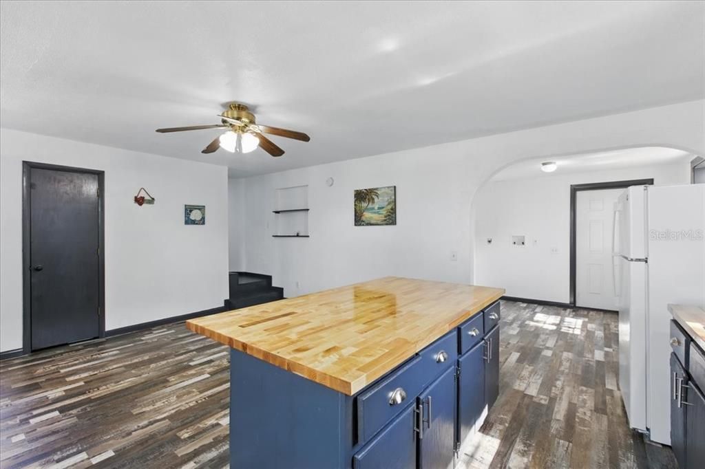 En Venta: $440,000 (2 camas, 2 baños, 768 Pies cuadrados)