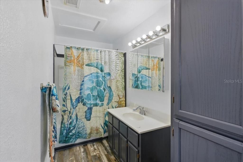 En Venta: $440,000 (2 camas, 2 baños, 768 Pies cuadrados)