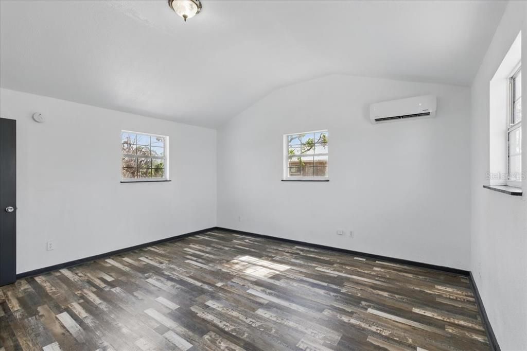 En Venta: $440,000 (2 camas, 2 baños, 768 Pies cuadrados)