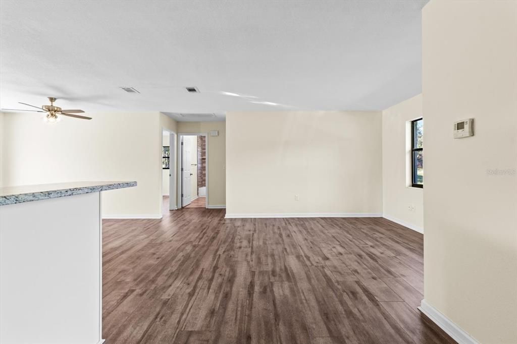 En Venta: $440,000 (2 camas, 2 baños, 1110 Pies cuadrados)