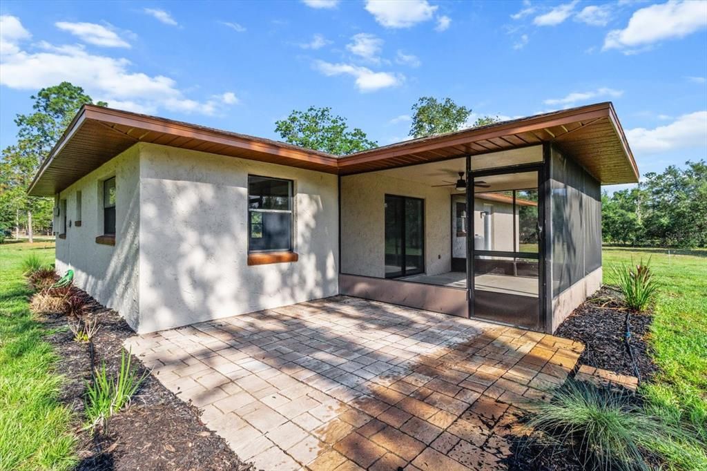 En Venta: $440,000 (2 camas, 2 baños, 1110 Pies cuadrados)