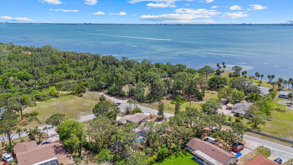 For Sale: $699,000 (4 beds, 3 baths, 2724 Square Feet)