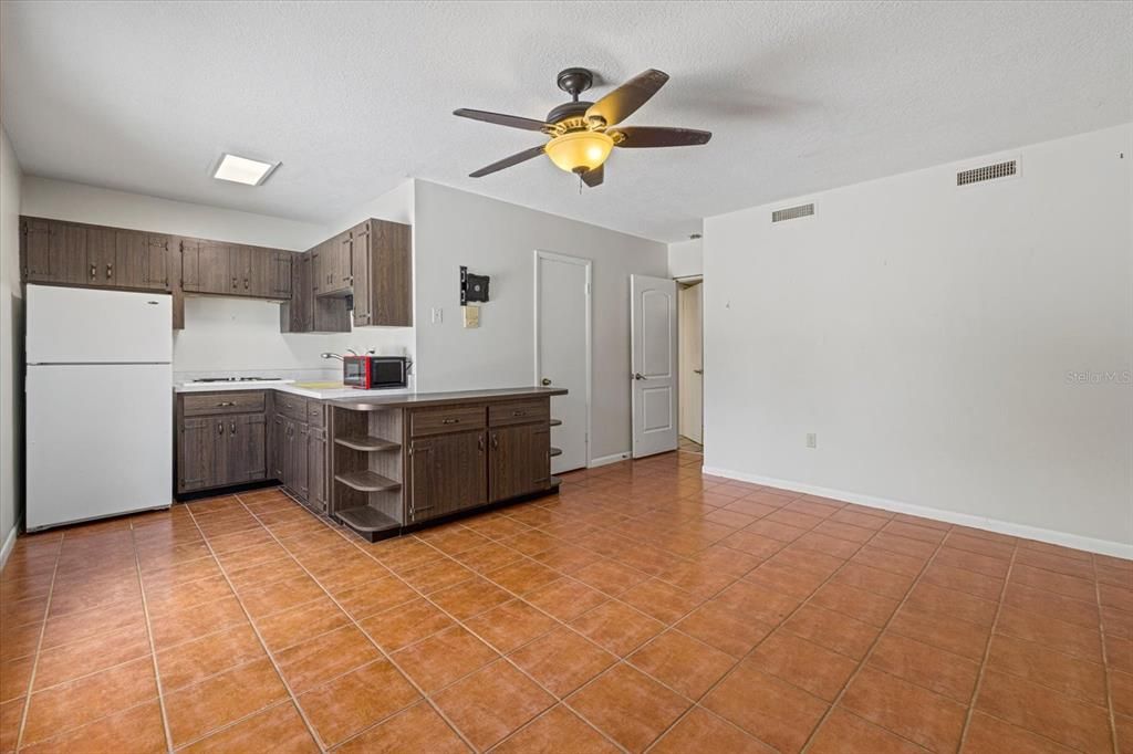 For Sale: $699,000 (4 beds, 3 baths, 2724 Square Feet)