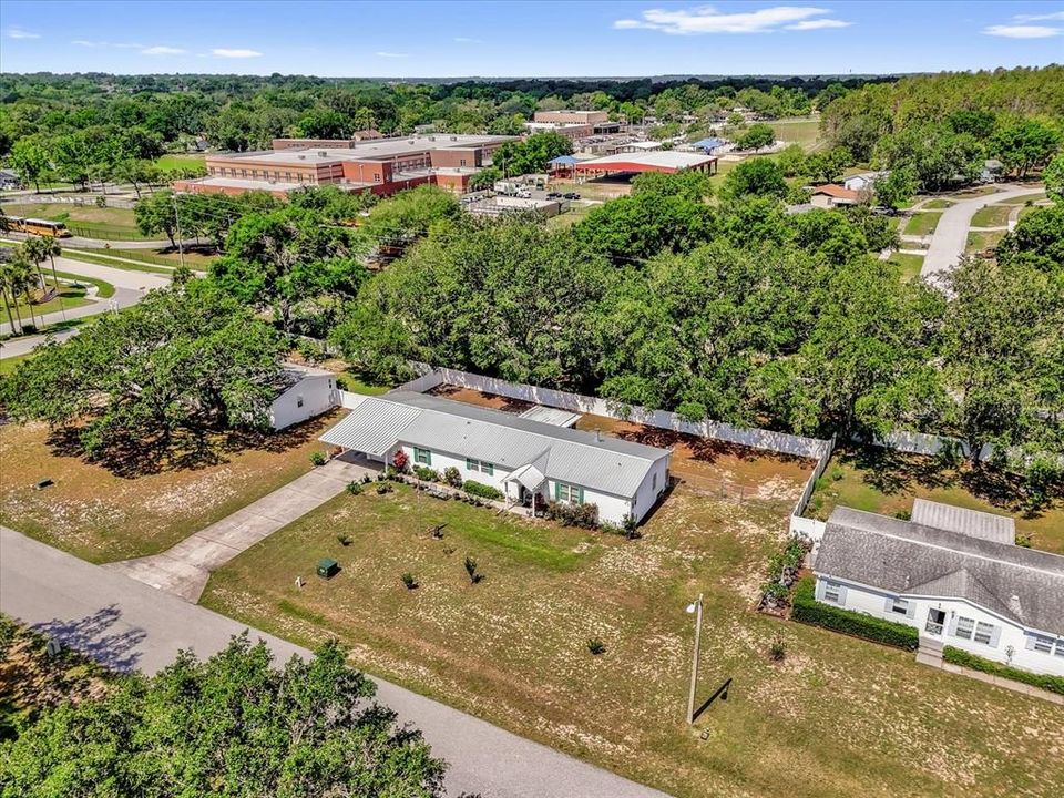 Active With Contract: $289,900 (3 beds, 2 baths, 1822 Square Feet)