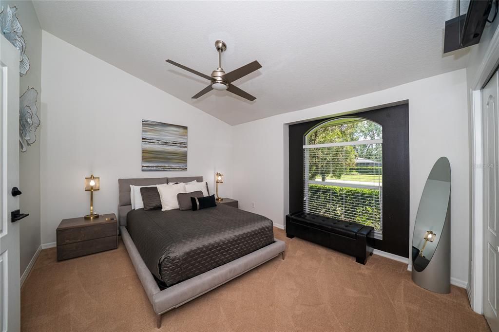 На продажу: $895,000 (3 спален, 2 ванн, 3130 Квадратных фут)