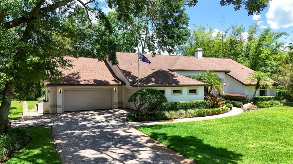 На продажу: $895,000 (3 спален, 2 ванн, 3130 Квадратных фут)