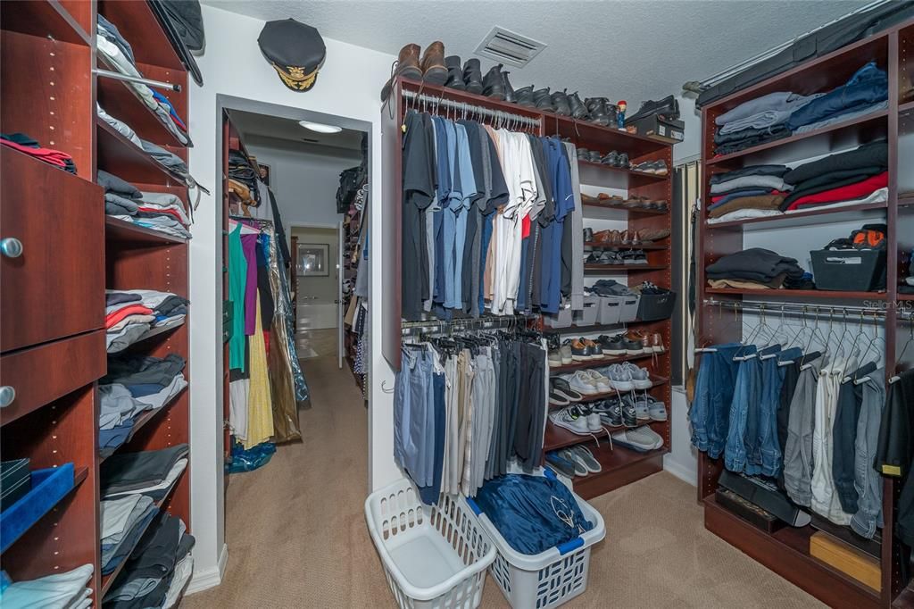 На продажу: $895,000 (3 спален, 2 ванн, 3130 Квадратных фут)