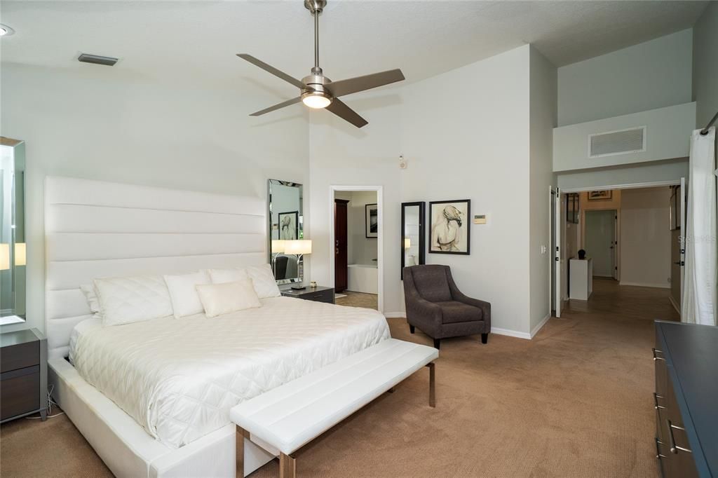 На продажу: $895,000 (3 спален, 2 ванн, 3130 Квадратных фут)