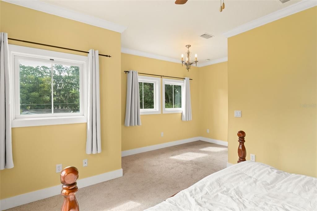 For Sale: $1,300,000 (6 beds, 0 baths, 3263 Square Feet)