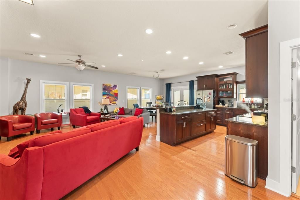 For Sale: $1,300,000 (6 beds, 0 baths, 3263 Square Feet)