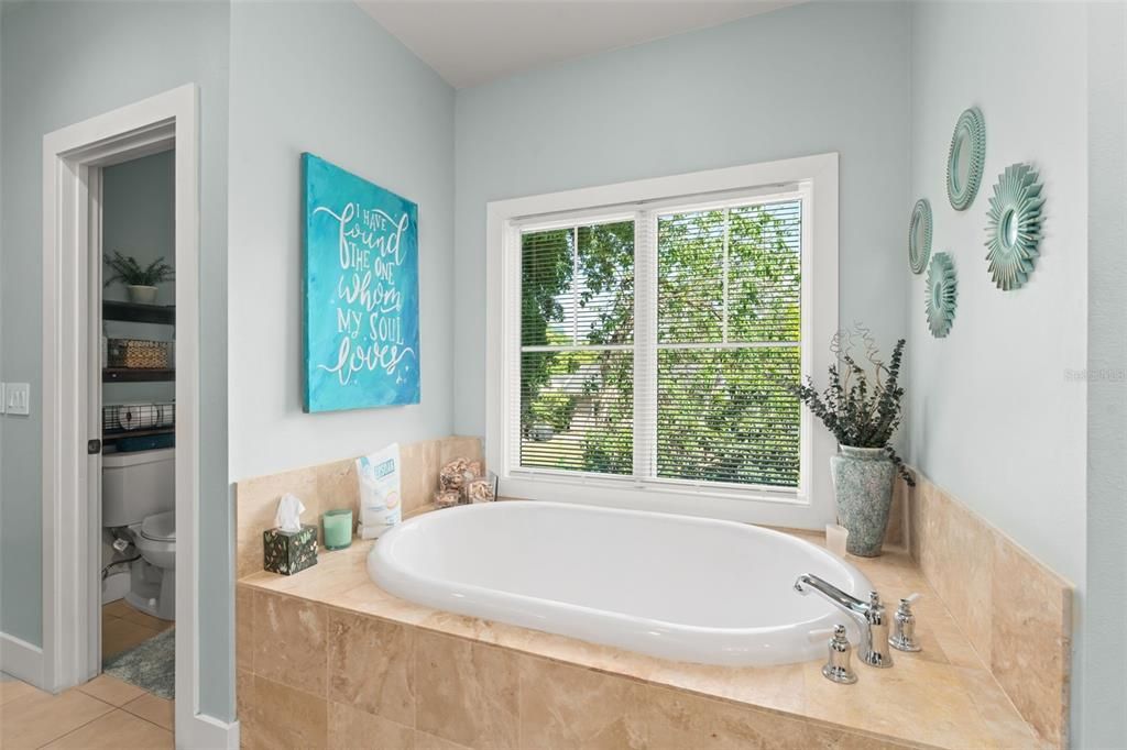 For Sale: $1,300,000 (6 beds, 0 baths, 3263 Square Feet)