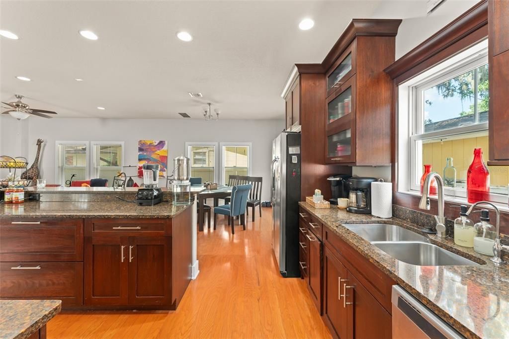 For Sale: $1,300,000 (6 beds, 0 baths, 3263 Square Feet)