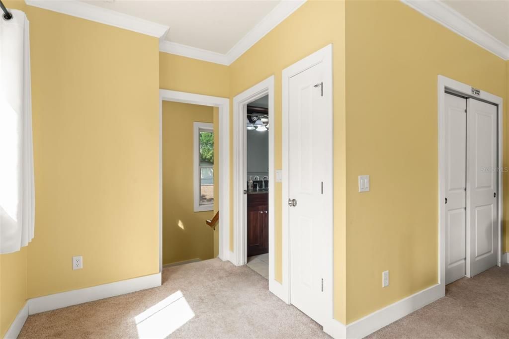 For Sale: $1,300,000 (6 beds, 0 baths, 3263 Square Feet)