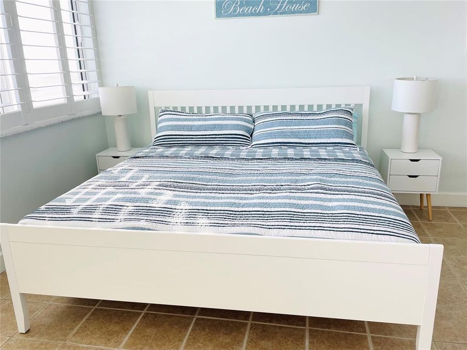 待售: $435,000 (2 贝兹, 2 浴室, 885 平方英尺)