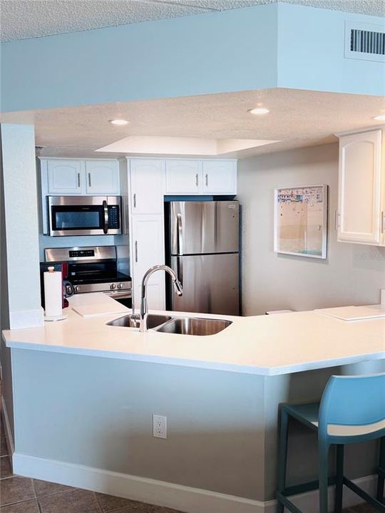 待售: $435,000 (2 贝兹, 2 浴室, 885 平方英尺)