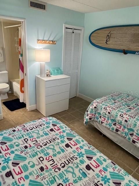 待售: $435,000 (2 贝兹, 2 浴室, 885 平方英尺)