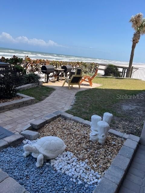 待售: $435,000 (2 贝兹, 2 浴室, 885 平方英尺)