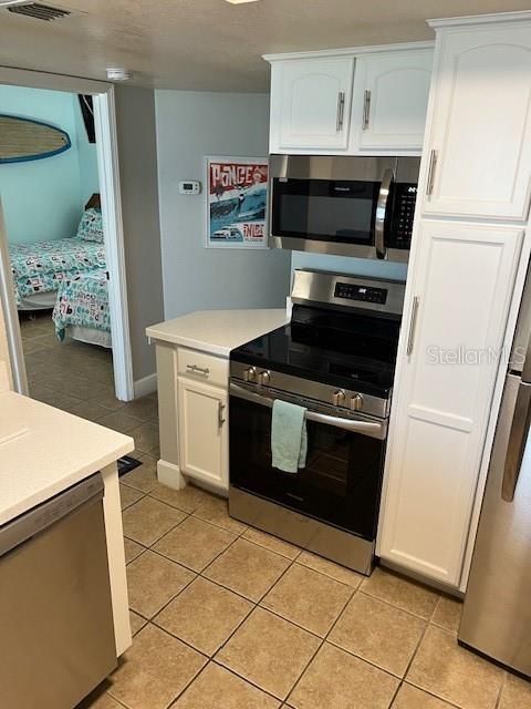 待售: $435,000 (2 贝兹, 2 浴室, 885 平方英尺)