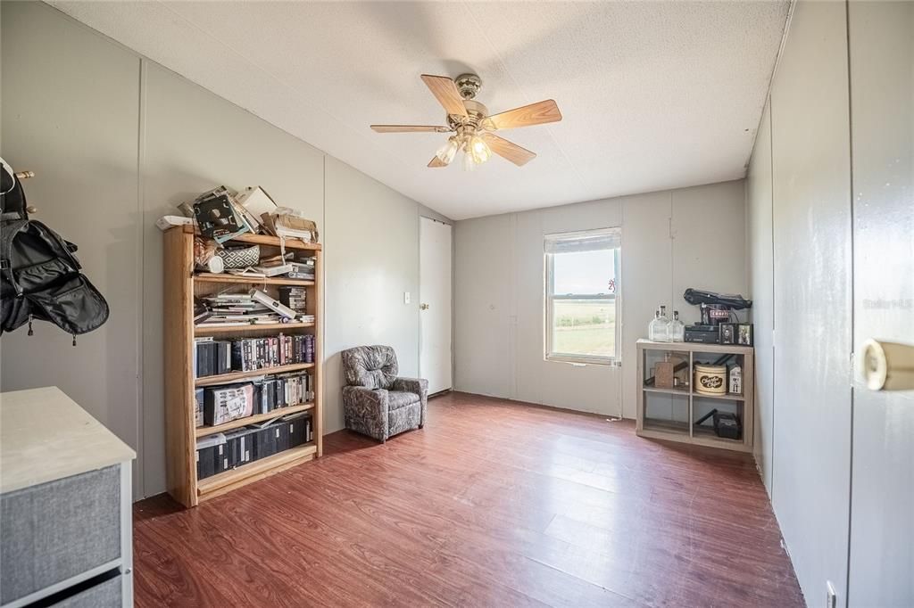 For Sale: $265,000 (4 beds, 2 baths, 1782 Square Feet)