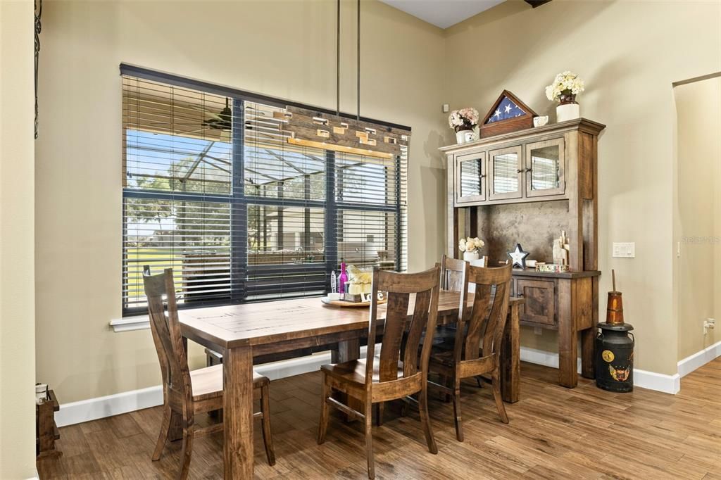 For Sale: $1,105,000 (3 beds, 2 baths, 2614 Square Feet)