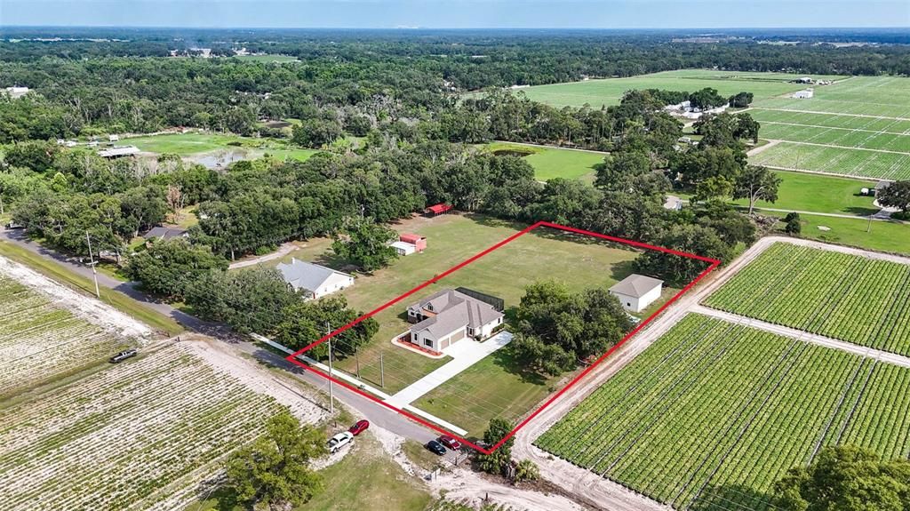 For Sale: $1,105,000 (3 beds, 2 baths, 2614 Square Feet)