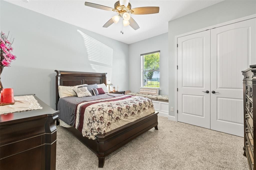 For Sale: $1,105,000 (3 beds, 2 baths, 2614 Square Feet)