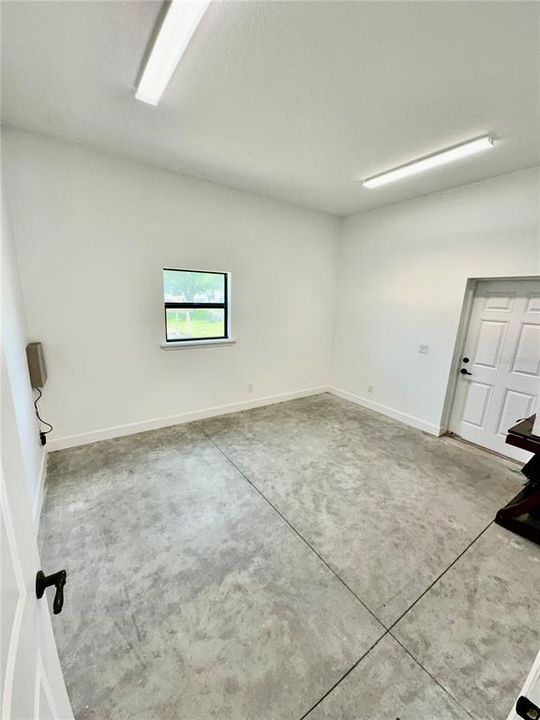 For Sale: $1,105,000 (3 beds, 2 baths, 2614 Square Feet)