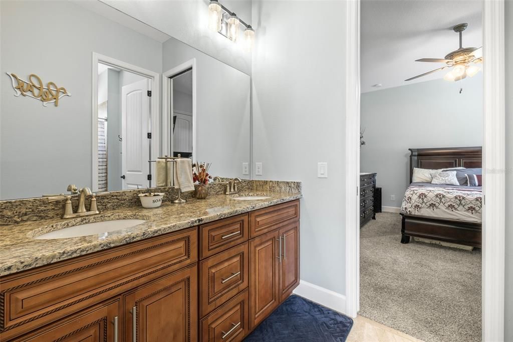 For Sale: $1,105,000 (3 beds, 2 baths, 2614 Square Feet)