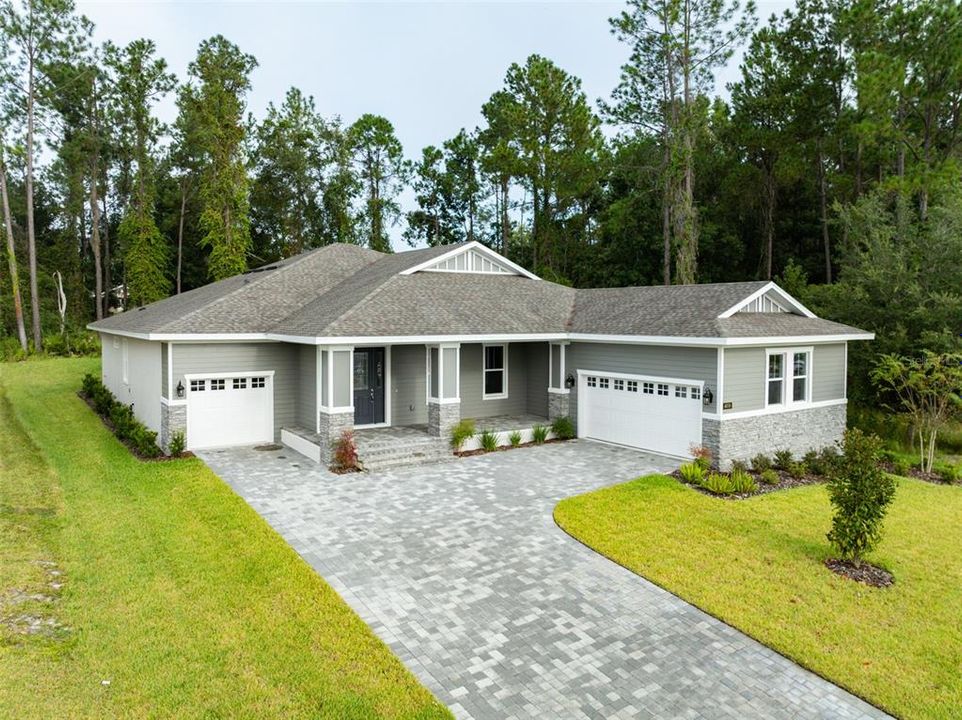 Active With Contract: $635,000 (3 beds, 3 baths, 3036 Square Feet)