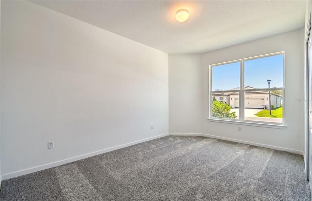 Active With Contract: $348,180 (4 beds, 2 baths, 1898 Square Feet)