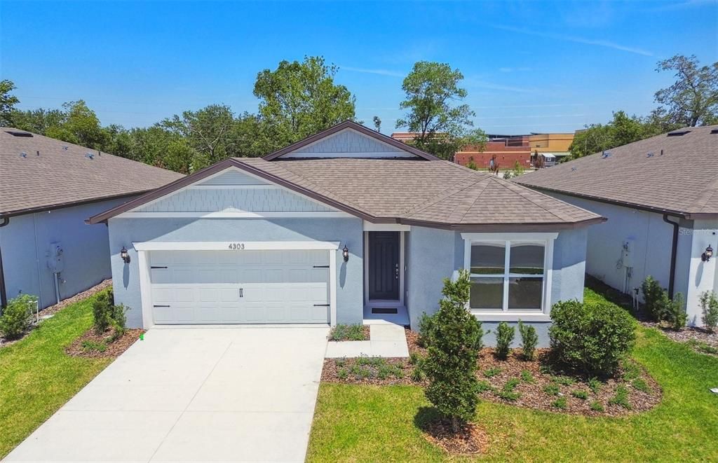 Active With Contract: $348,180 (4 beds, 2 baths, 1898 Square Feet)