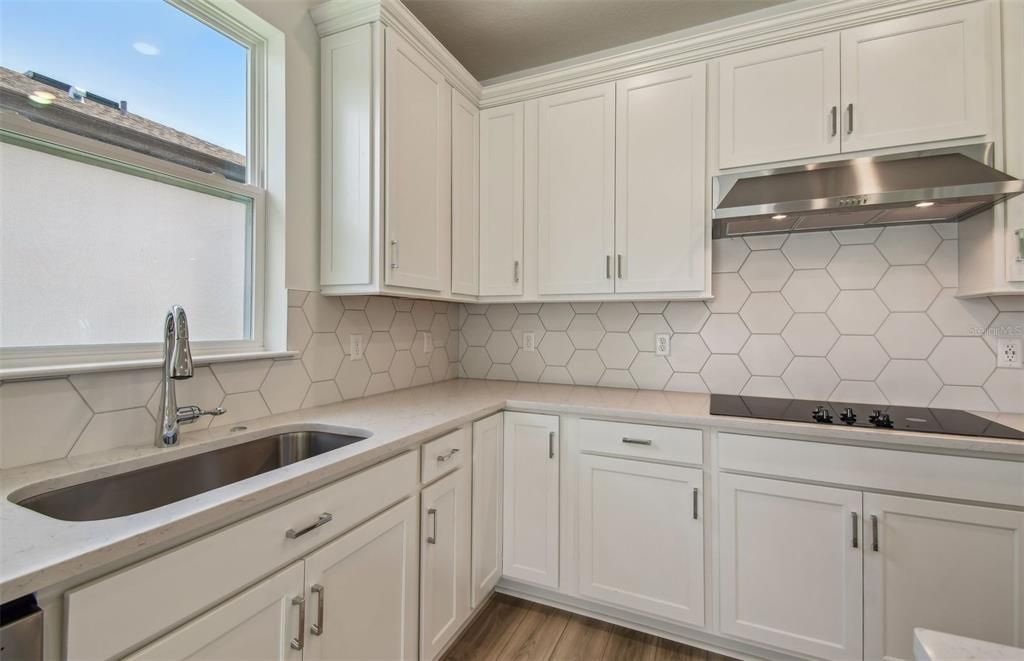 Active With Contract: $348,180 (4 beds, 2 baths, 1898 Square Feet)