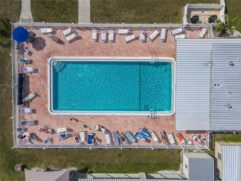 待售: $99,500 (2 贝兹, 2 浴室, 864 平方英尺)