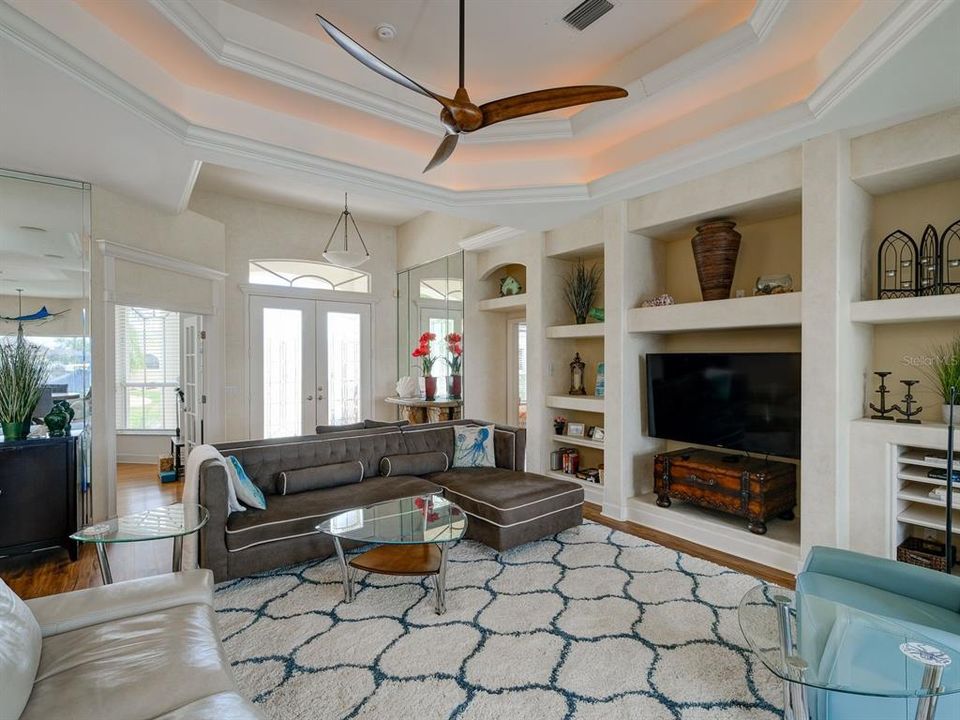 For Rent: $10,000 (3 beds, 2 baths, 2275 Square Feet)