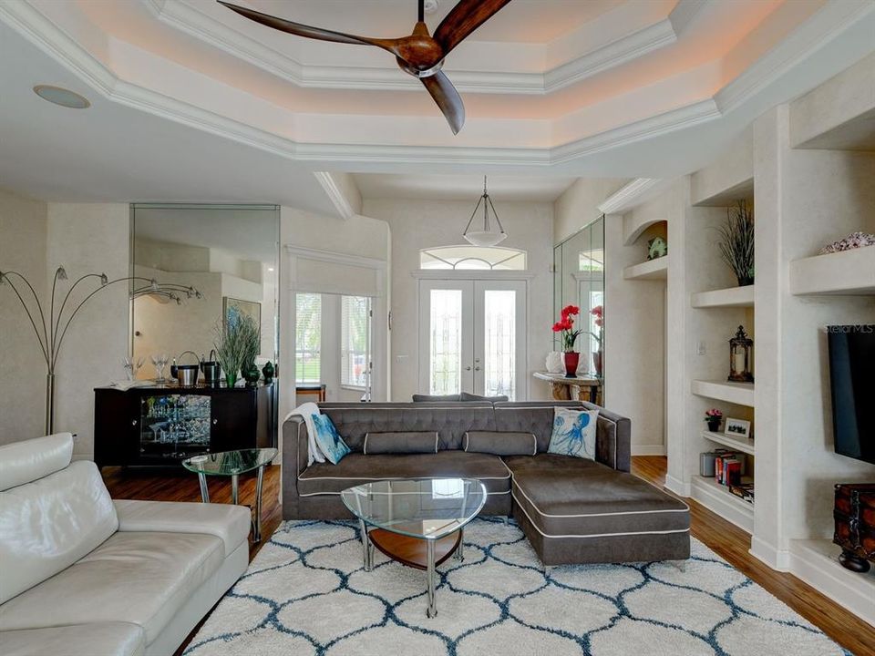 For Rent: $10,000 (3 beds, 2 baths, 2275 Square Feet)