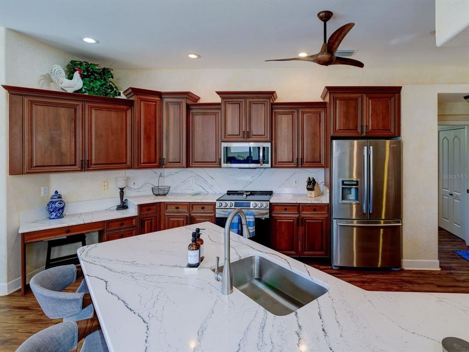 For Rent: $10,000 (3 beds, 2 baths, 2275 Square Feet)