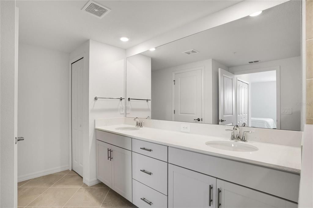 待售: $421,900 (3 贝兹, 2 浴室, 1741 平方英尺)